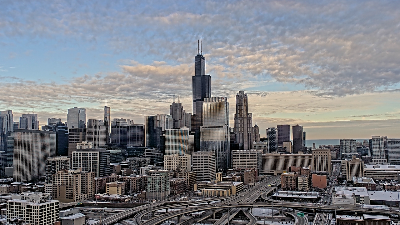 Thumbnail for current weather camera view from UIC - University of Illinois Chicago in Chicago, Illinois