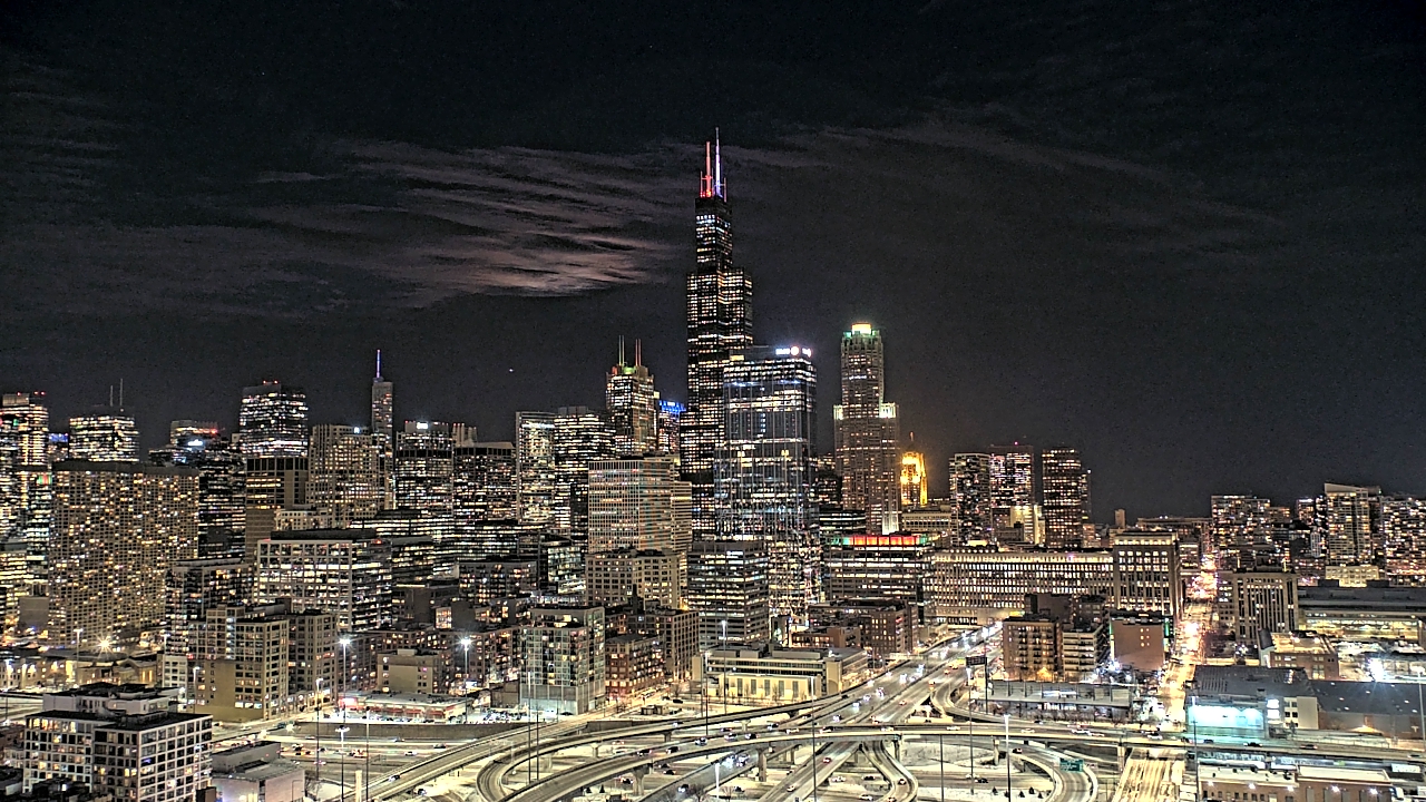 Thumbnail for current weather camera view from UIC - University of Illinois Chicago in Chicago, Illinois