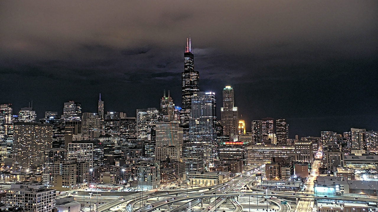 Thumbnail for current weather camera view from UIC - University of Illinois Chicago in Chicago, Illinois