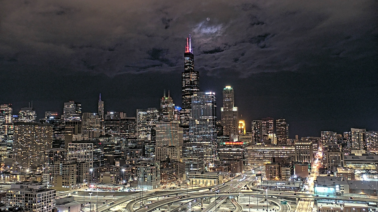 Thumbnail for current weather camera view from UIC - University of Illinois Chicago in Chicago, Illinois