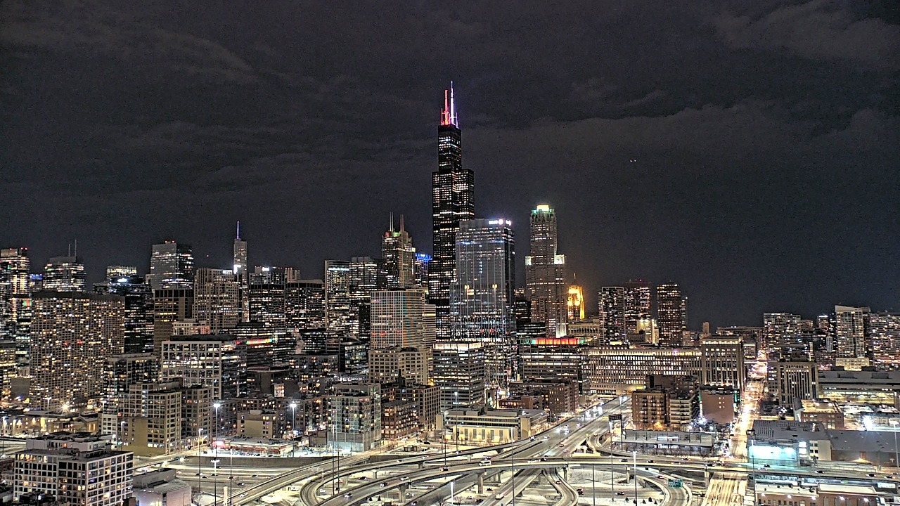 Thumbnail for current weather camera view from UIC - University of Illinois Chicago in Chicago, Illinois