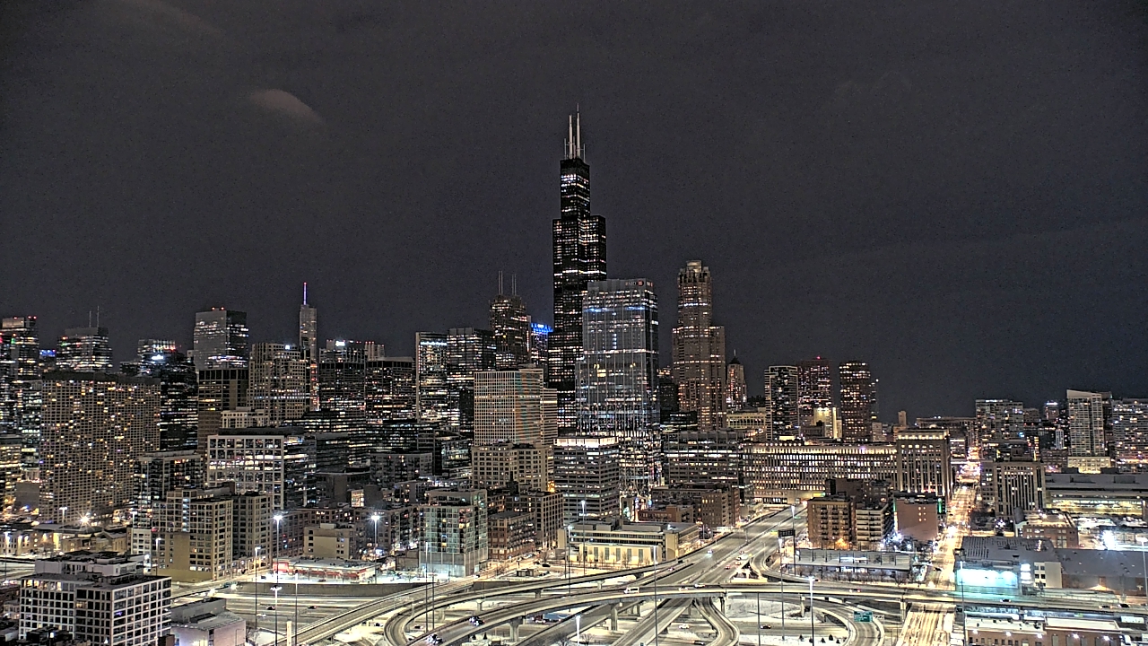 Thumbnail for current weather camera view from UIC - University of Illinois Chicago in Chicago, Illinois