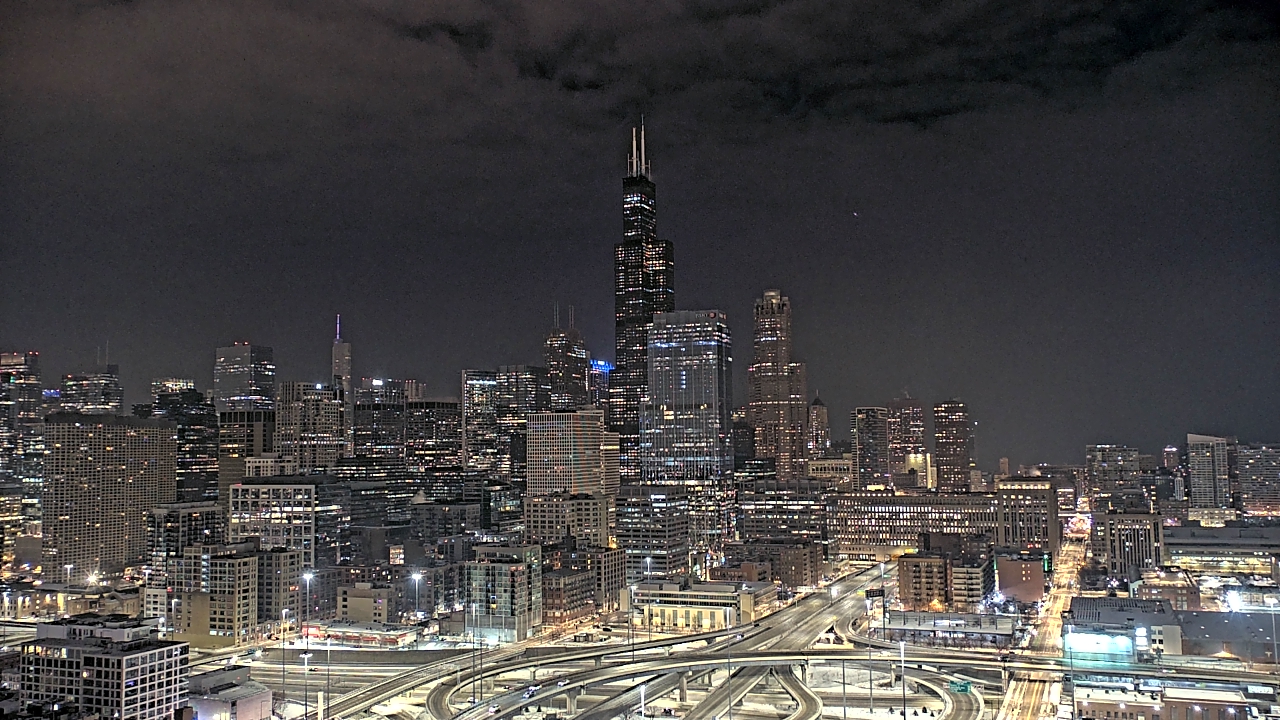 Thumbnail for current weather camera view from UIC - University of Illinois Chicago in Chicago, Illinois