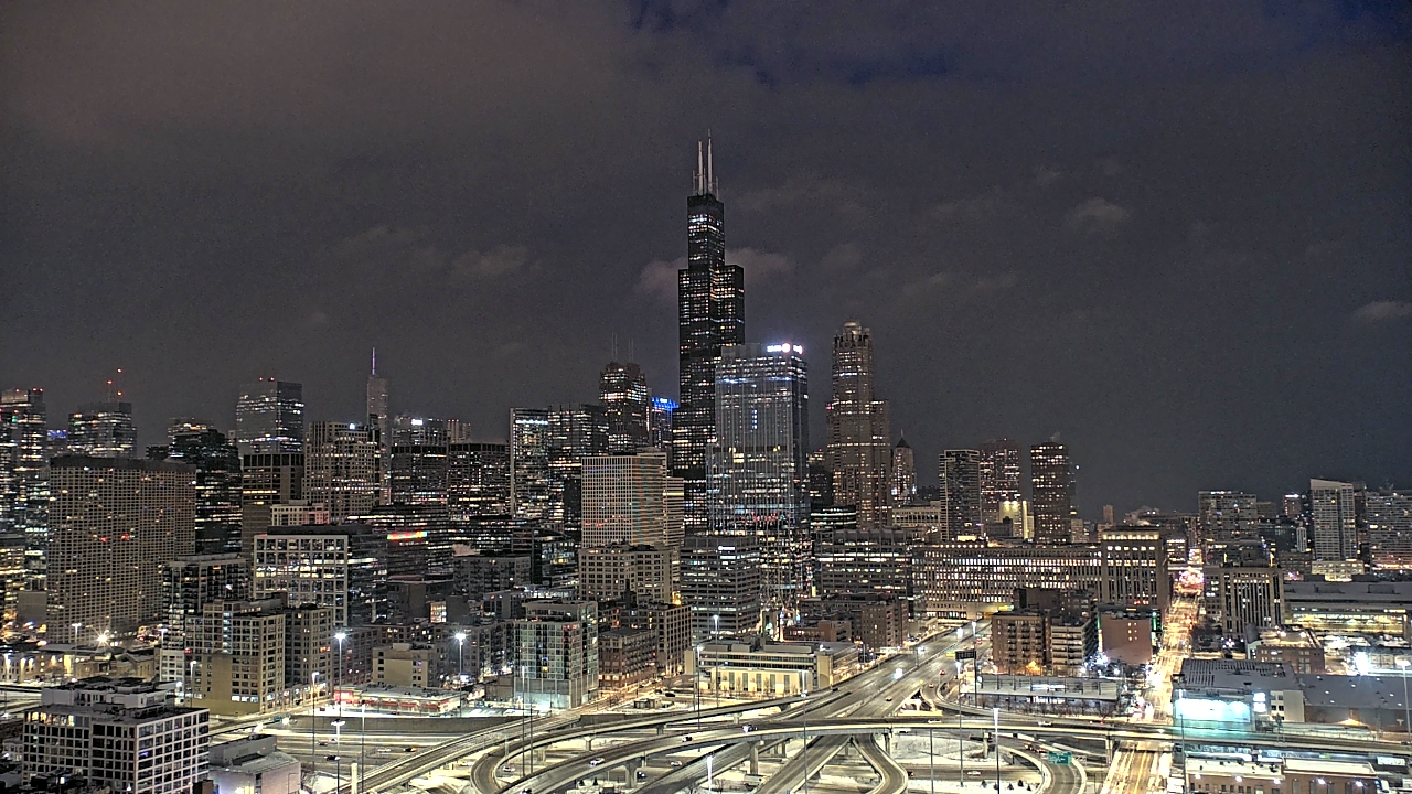 Thumbnail for current weather camera view from UIC - University of Illinois Chicago in Chicago, Illinois