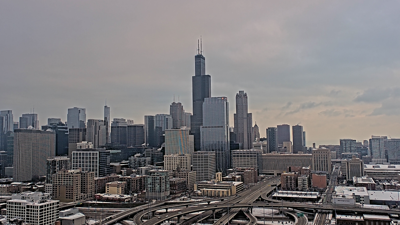 Thumbnail for current weather camera view from UIC - University of Illinois Chicago in Chicago, Illinois
