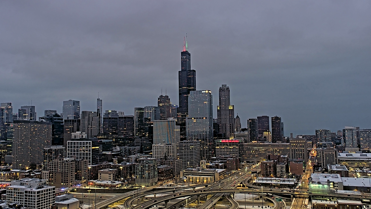 Thumbnail for current weather camera view from UIC - University of Illinois Chicago in Chicago, Illinois