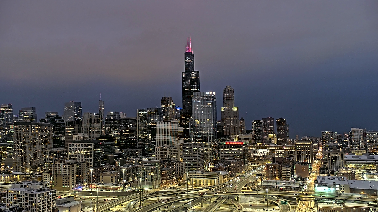 Thumbnail for current weather camera view from UIC - University of Illinois Chicago in Chicago, Illinois