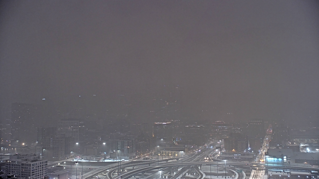 Thumbnail for current weather camera view from UIC - University of Illinois Chicago in Chicago, Illinois