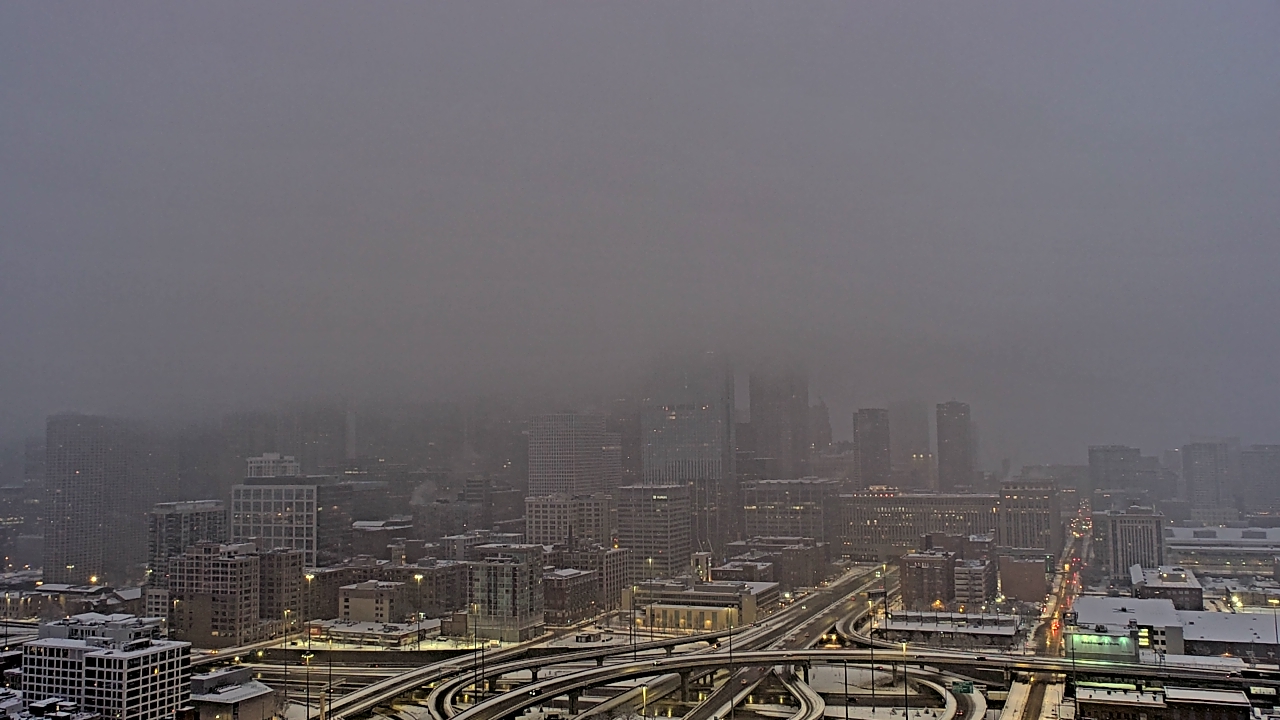 Thumbnail for current weather camera view from UIC - University of Illinois Chicago in Chicago, Illinois