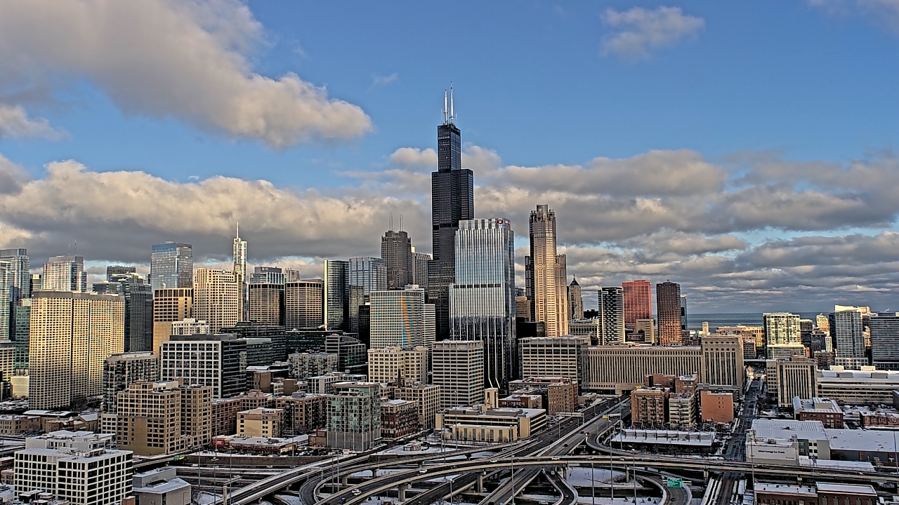 Thumbnail for current weather camera view from UIC - University of Illinois Chicago in Chicago, Illinois