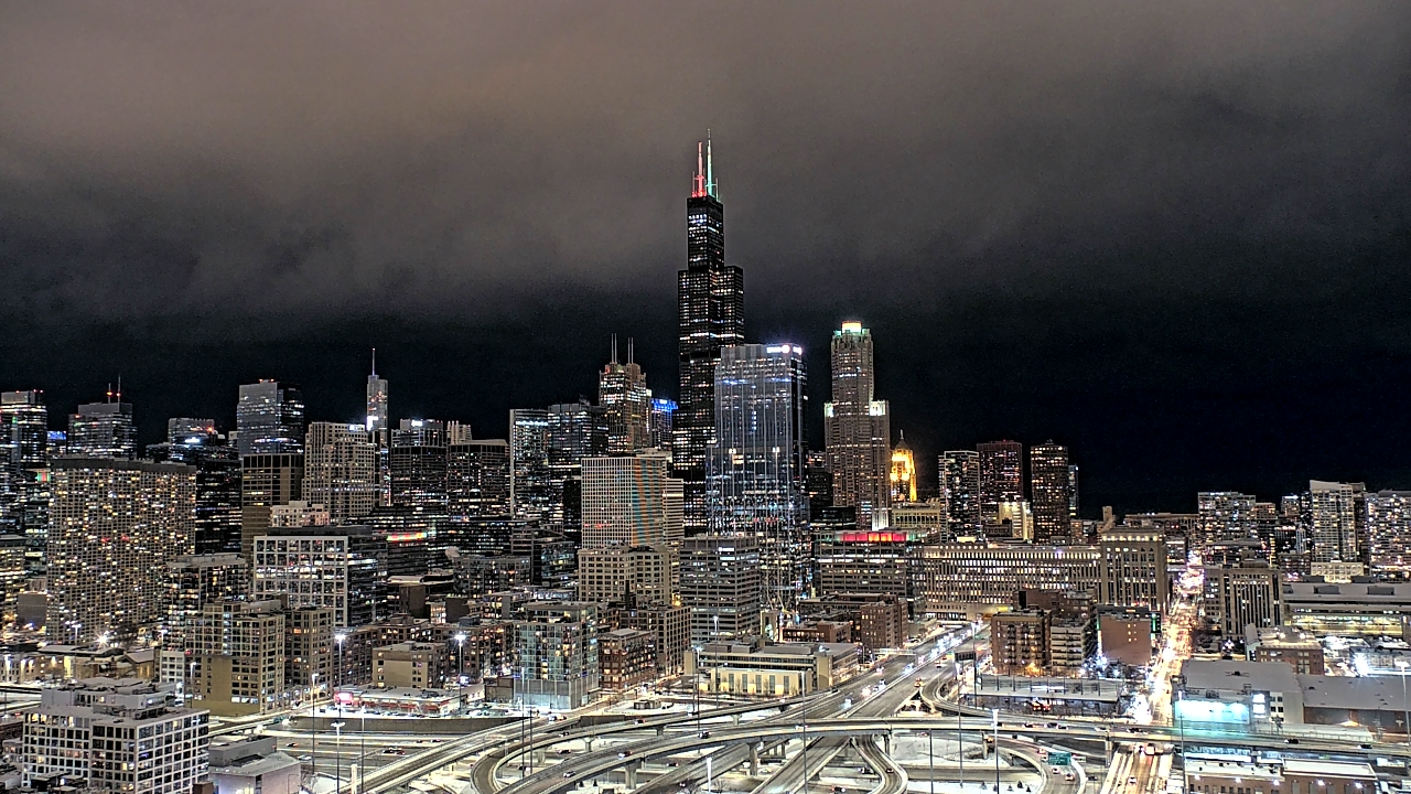 Thumbnail for current weather camera view from UIC - University of Illinois Chicago in Chicago, Illinois