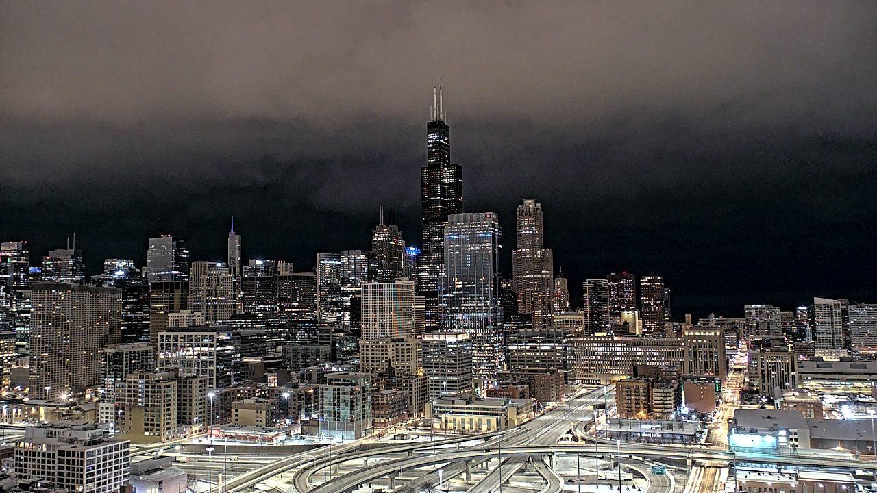 Thumbnail for current weather camera view from UIC - University of Illinois Chicago in Chicago, Illinois