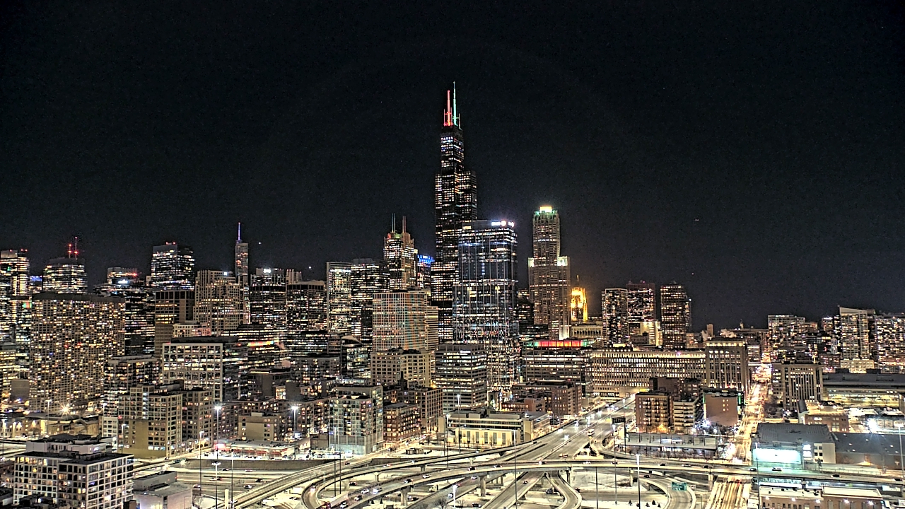 Thumbnail for current weather camera view from UIC - University of Illinois Chicago in Chicago, Illinois