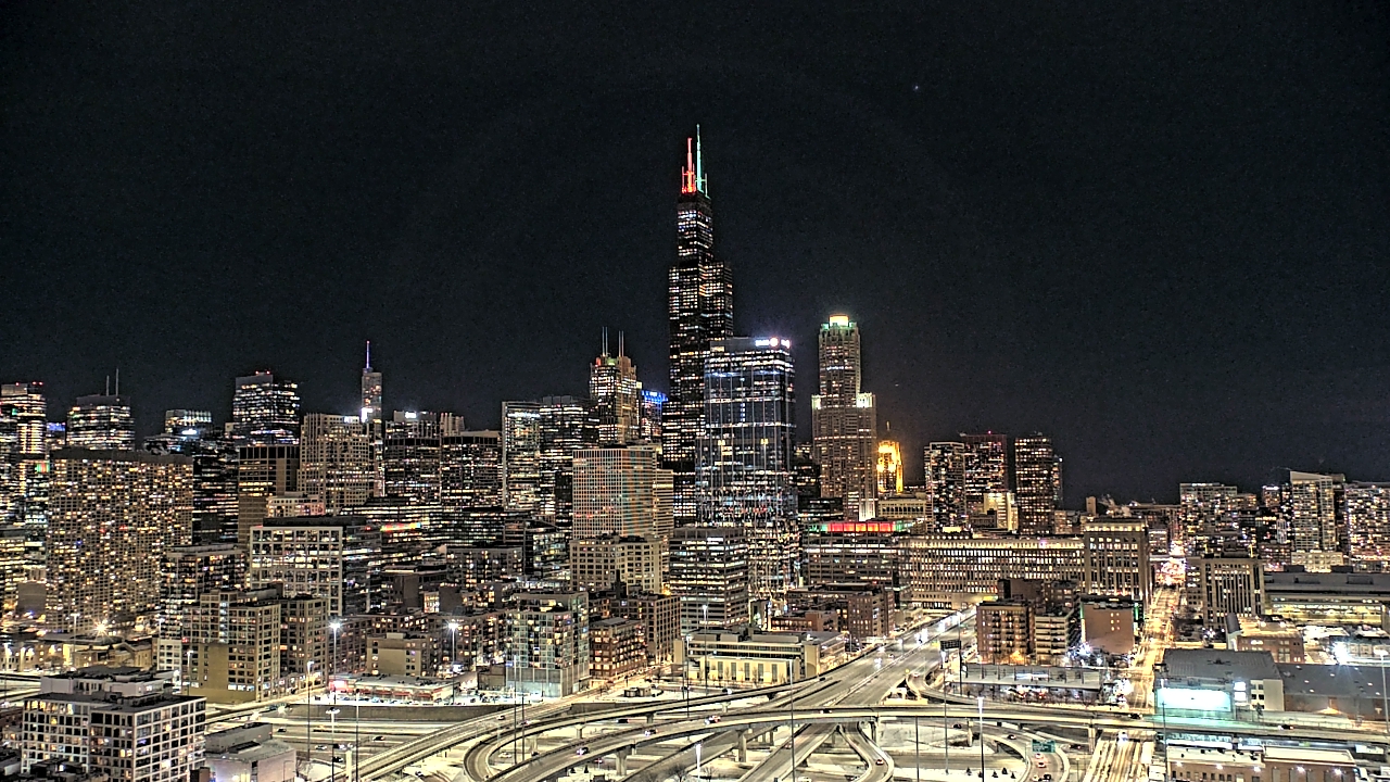 Thumbnail for current weather camera view from UIC - University of Illinois Chicago in Chicago, Illinois