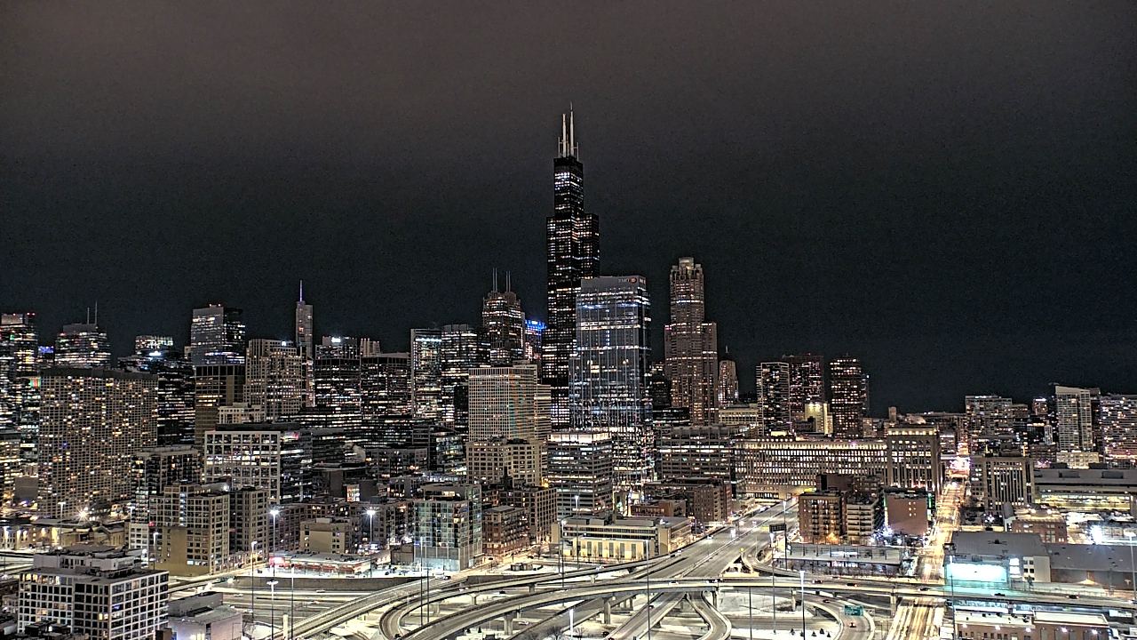 Thumbnail for current weather camera view from UIC - University of Illinois Chicago in Chicago, Illinois