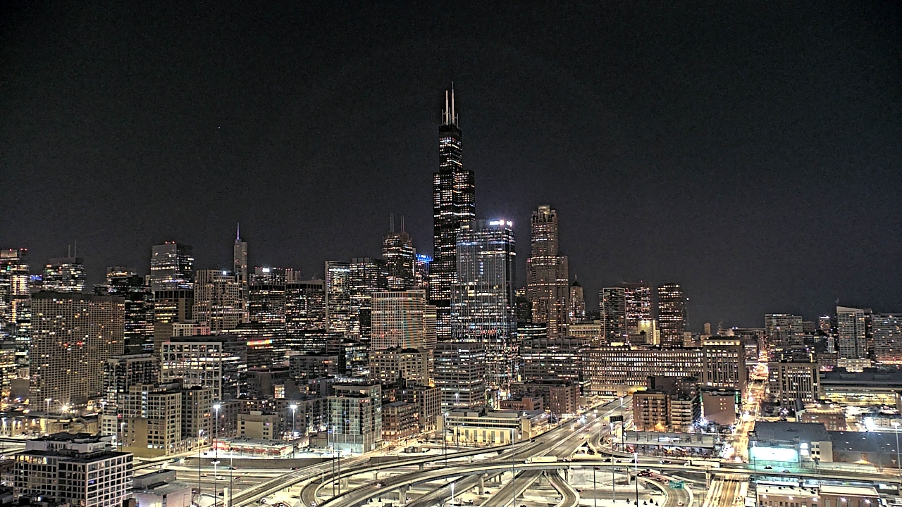 Thumbnail for current weather camera view from UIC - University of Illinois Chicago in Chicago, Illinois