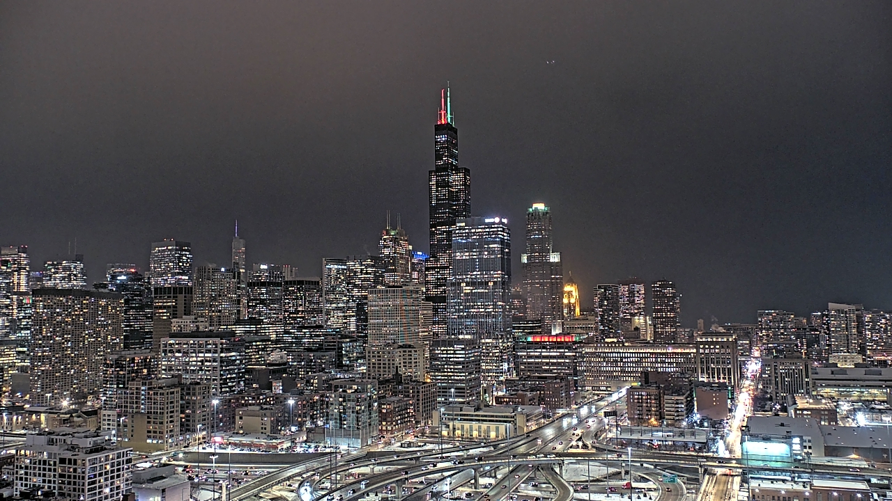 Thumbnail for current weather camera view from UIC - University of Illinois Chicago in Chicago, Illinois
