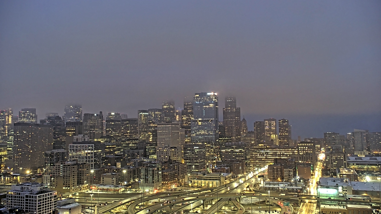 Thumbnail for current weather camera view from UIC - University of Illinois Chicago in Chicago, Illinois