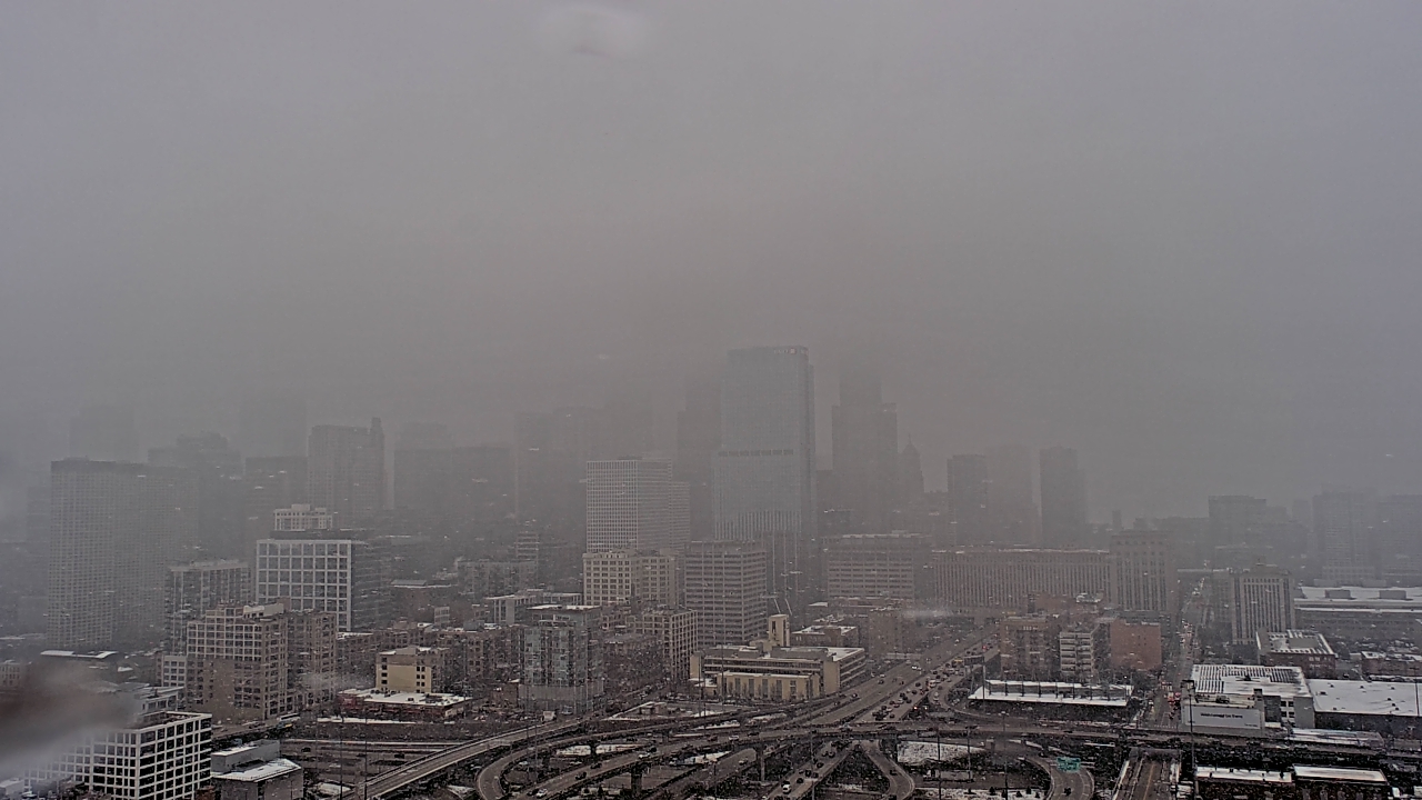 Thumbnail for current weather camera view from UIC - University of Illinois Chicago in Chicago, Illinois