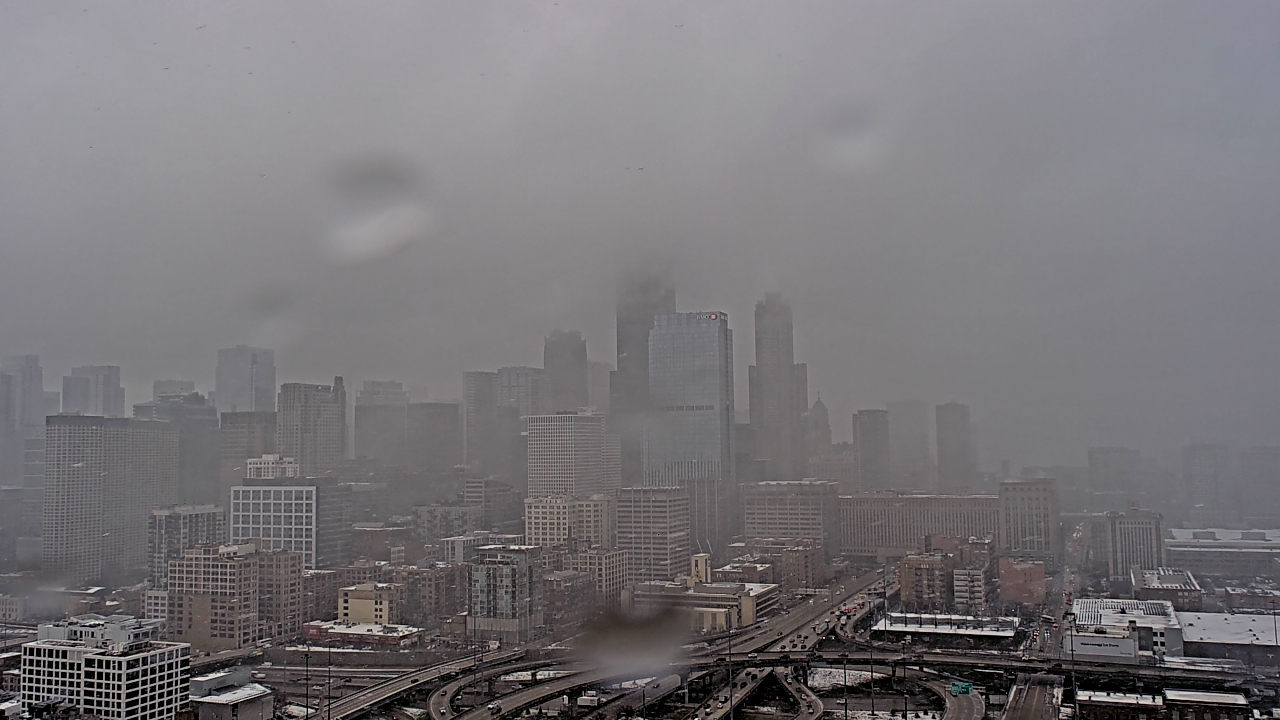 Thumbnail for current weather camera view from UIC - University of Illinois Chicago in Chicago, Illinois