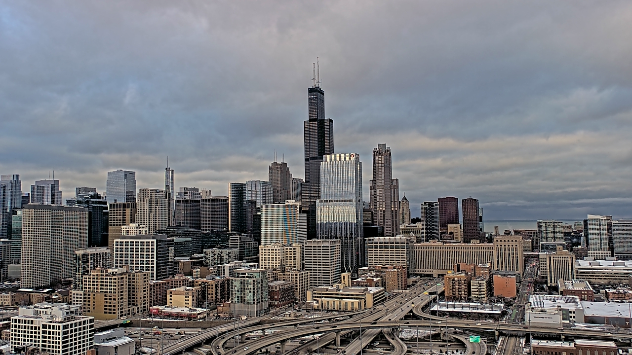Thumbnail for current weather camera view from UIC - University of Illinois Chicago in Chicago, Illinois