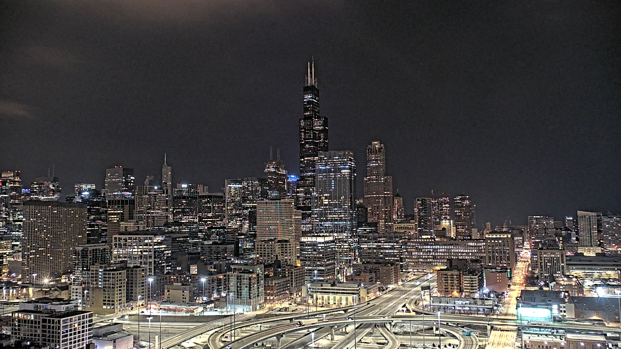 Thumbnail for current weather camera view from UIC - University of Illinois Chicago in Chicago, Illinois