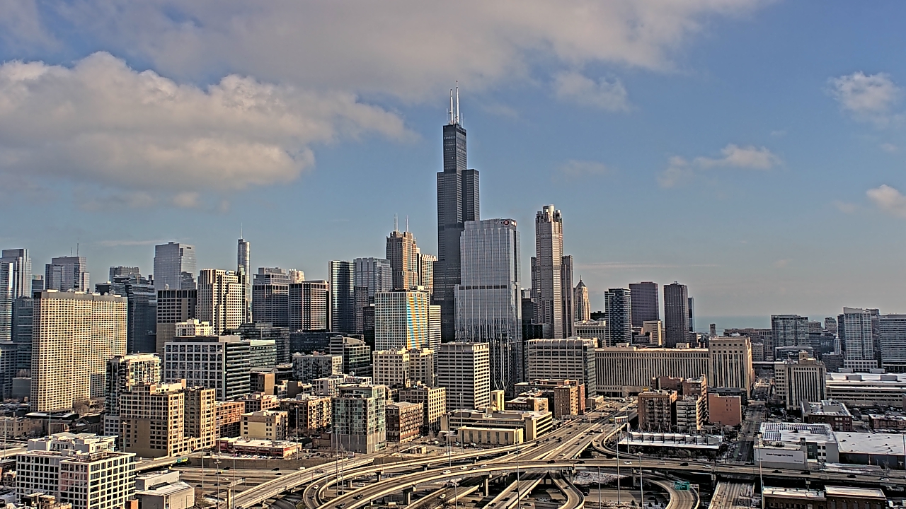 Thumbnail for current weather camera view from UIC - University of Illinois Chicago in Chicago, Illinois