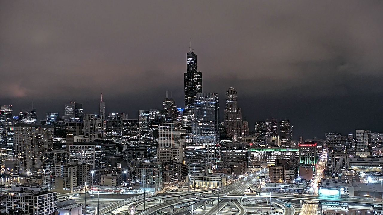 Thumbnail for current weather camera view from UIC - University of Illinois Chicago in Chicago, Illinois
