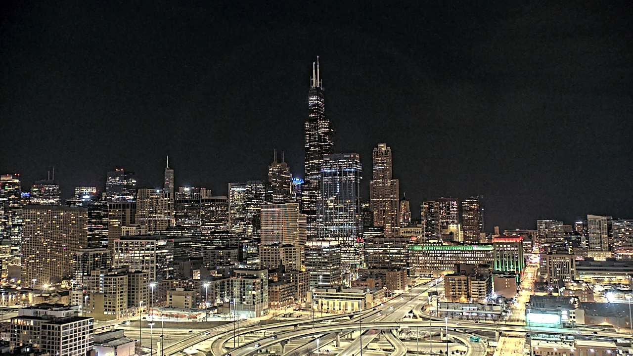 Thumbnail for current weather camera view from UIC - University of Illinois Chicago in Chicago, Illinois