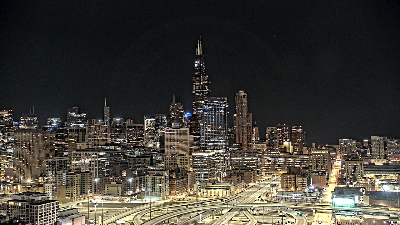 Thumbnail for current weather camera view from UIC - University of Illinois Chicago in Chicago, Illinois