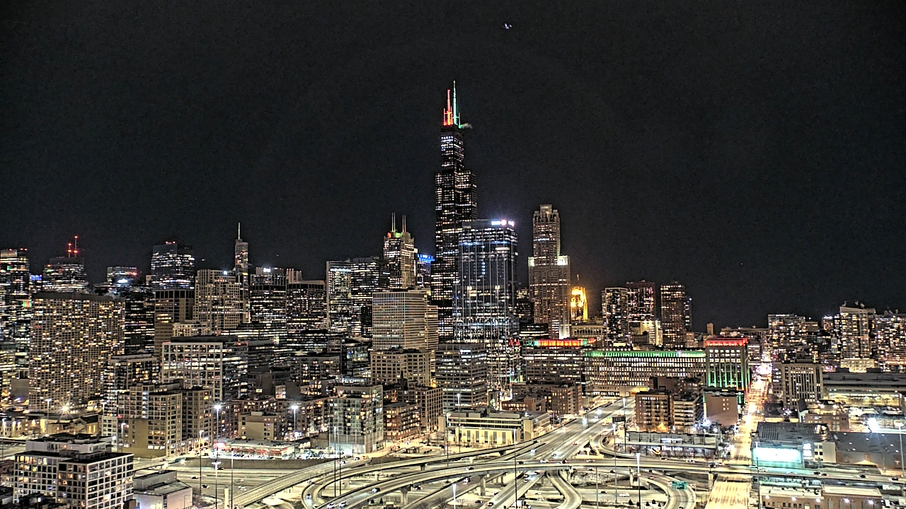 Thumbnail for current weather camera view from UIC - University of Illinois Chicago in Chicago, Illinois