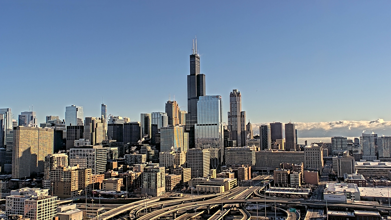 Thumbnail for current weather camera view from UIC - University of Illinois Chicago in Chicago, Illinois