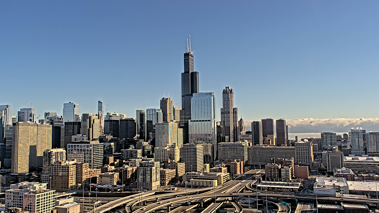 Thumbnail for current weather camera view from UIC - University of Illinois Chicago in Chicago, Illinois