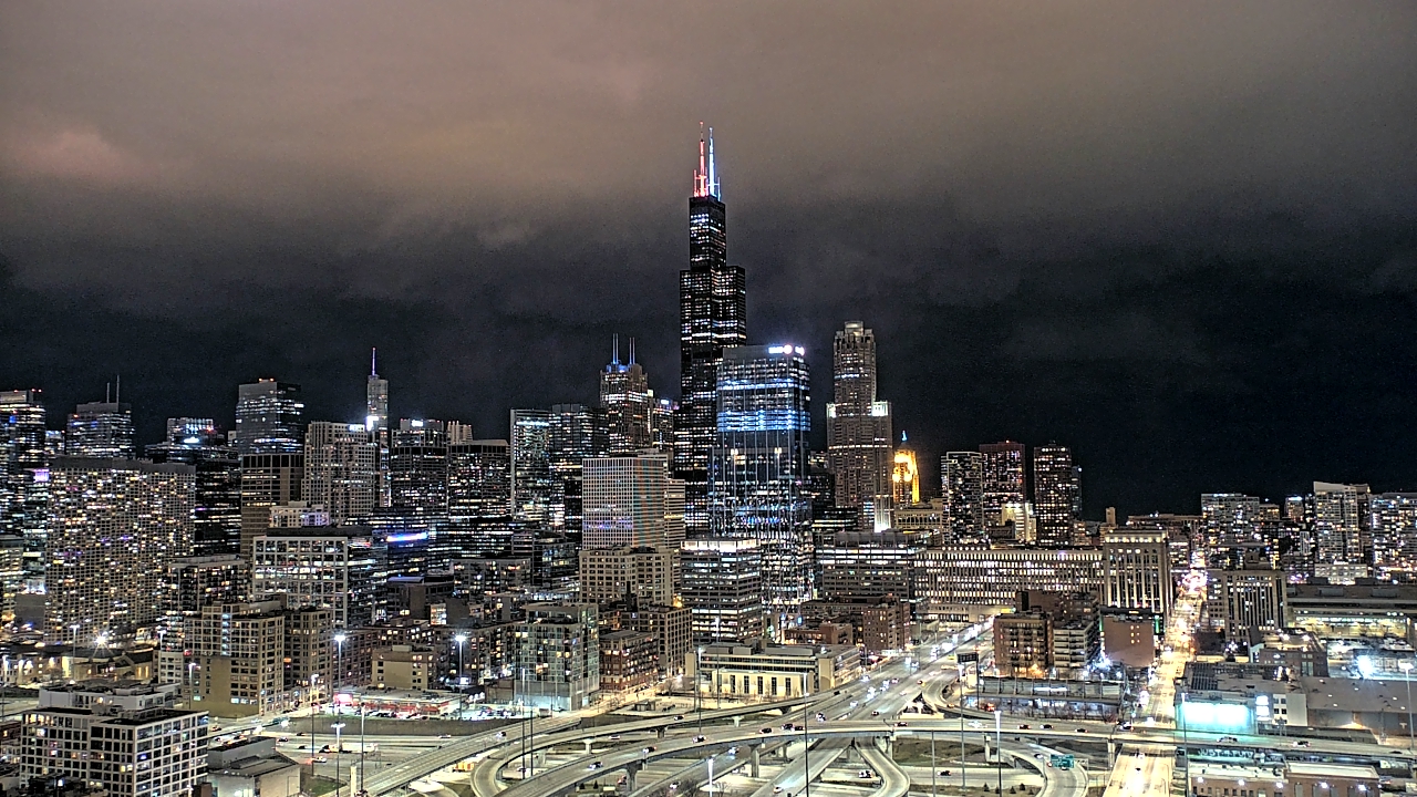 Thumbnail for current weather camera view from UIC - University of Illinois Chicago in Chicago, Illinois