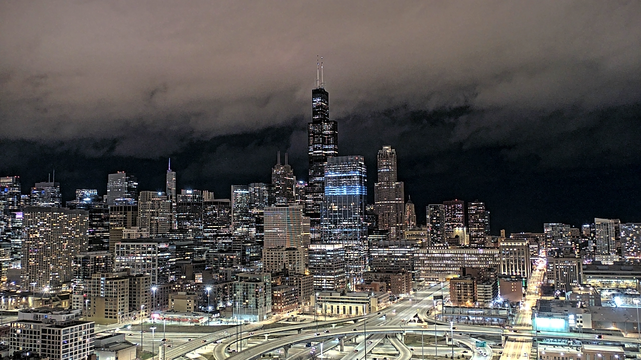 Thumbnail for current weather camera view from UIC - University of Illinois Chicago in Chicago, Illinois