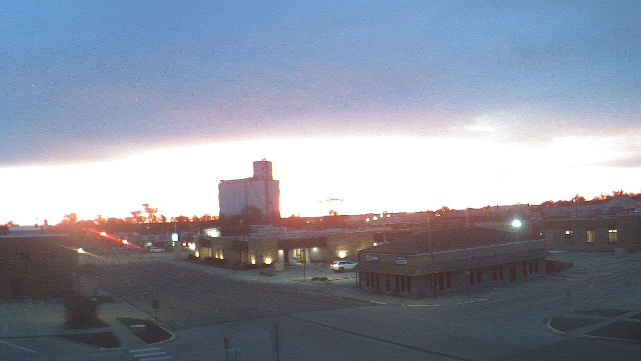 Thumbnail for current weather camera view from Joyce ES in Ulysses, Kansas