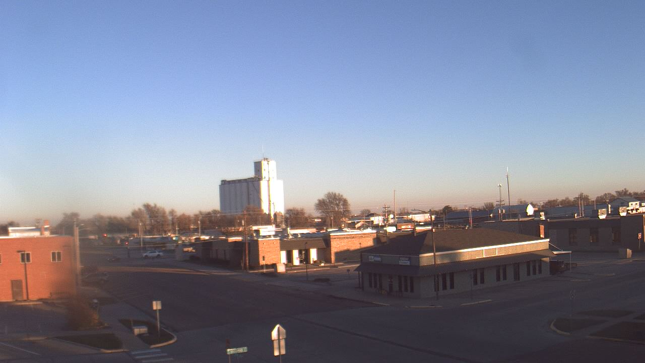 Thumbnail for current weather camera view from Joyce ES in Ulysses, Kansas