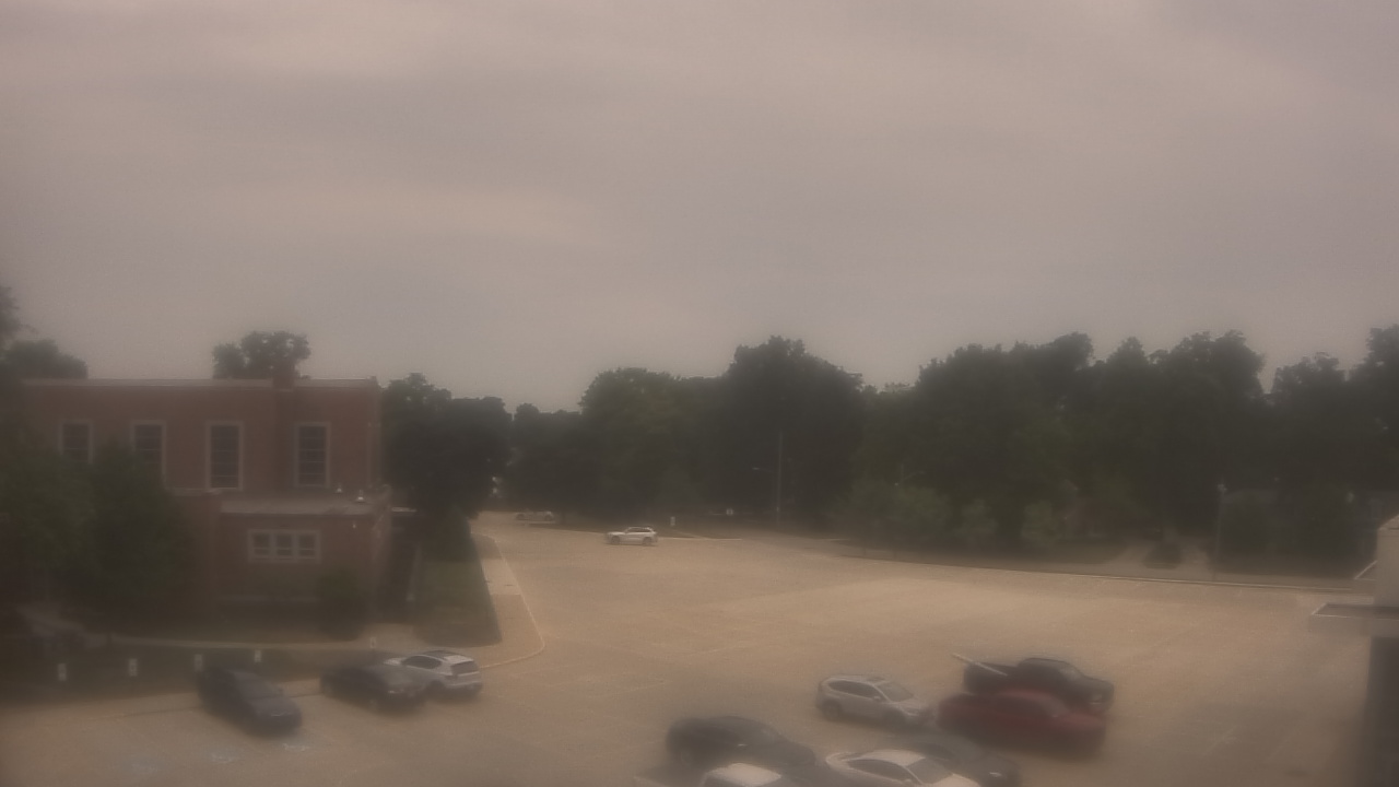 Thumbnail for current weather camera view from Gesu School in University Heights, Ohio