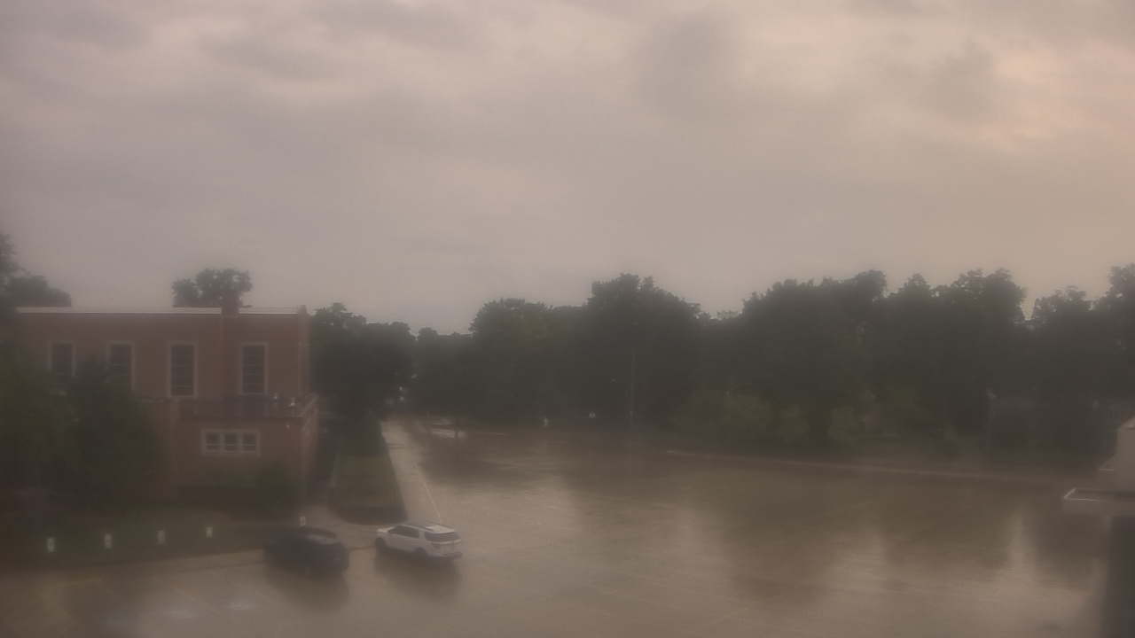Thumbnail for current weather camera view from Gesu School in University Heights, Ohio