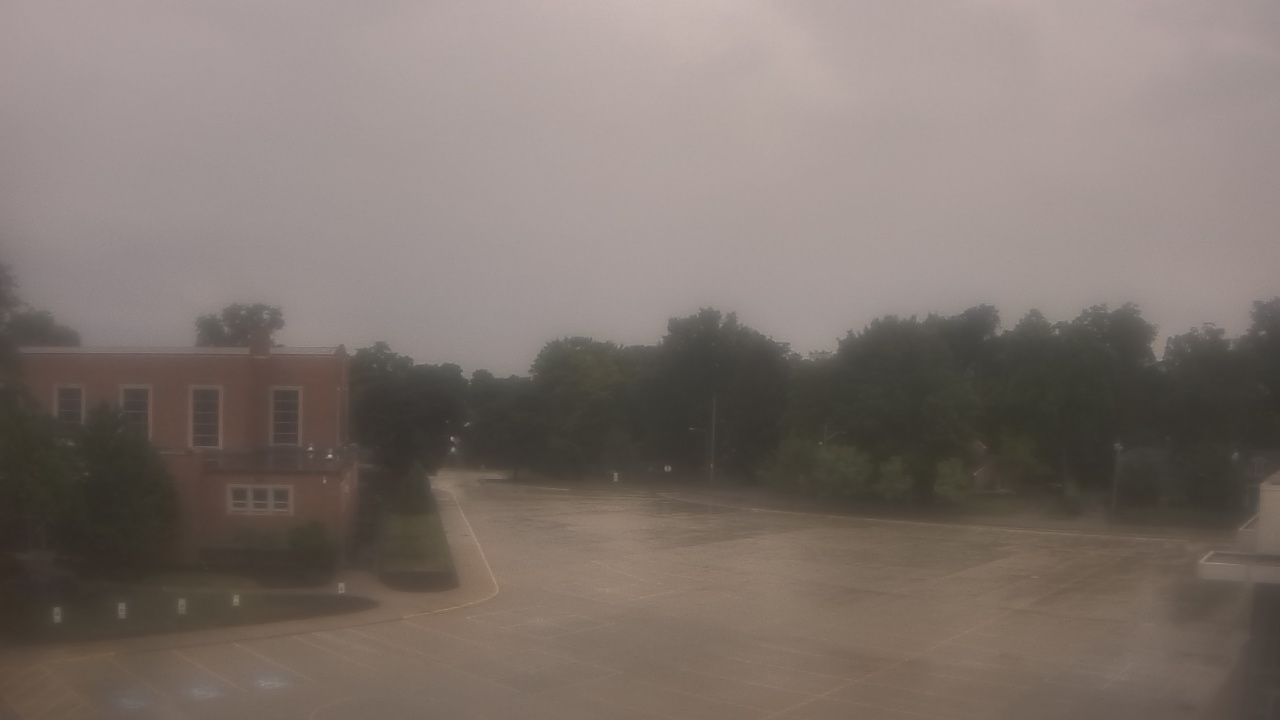 Thumbnail for current weather camera view from Gesu School in University Heights, Ohio