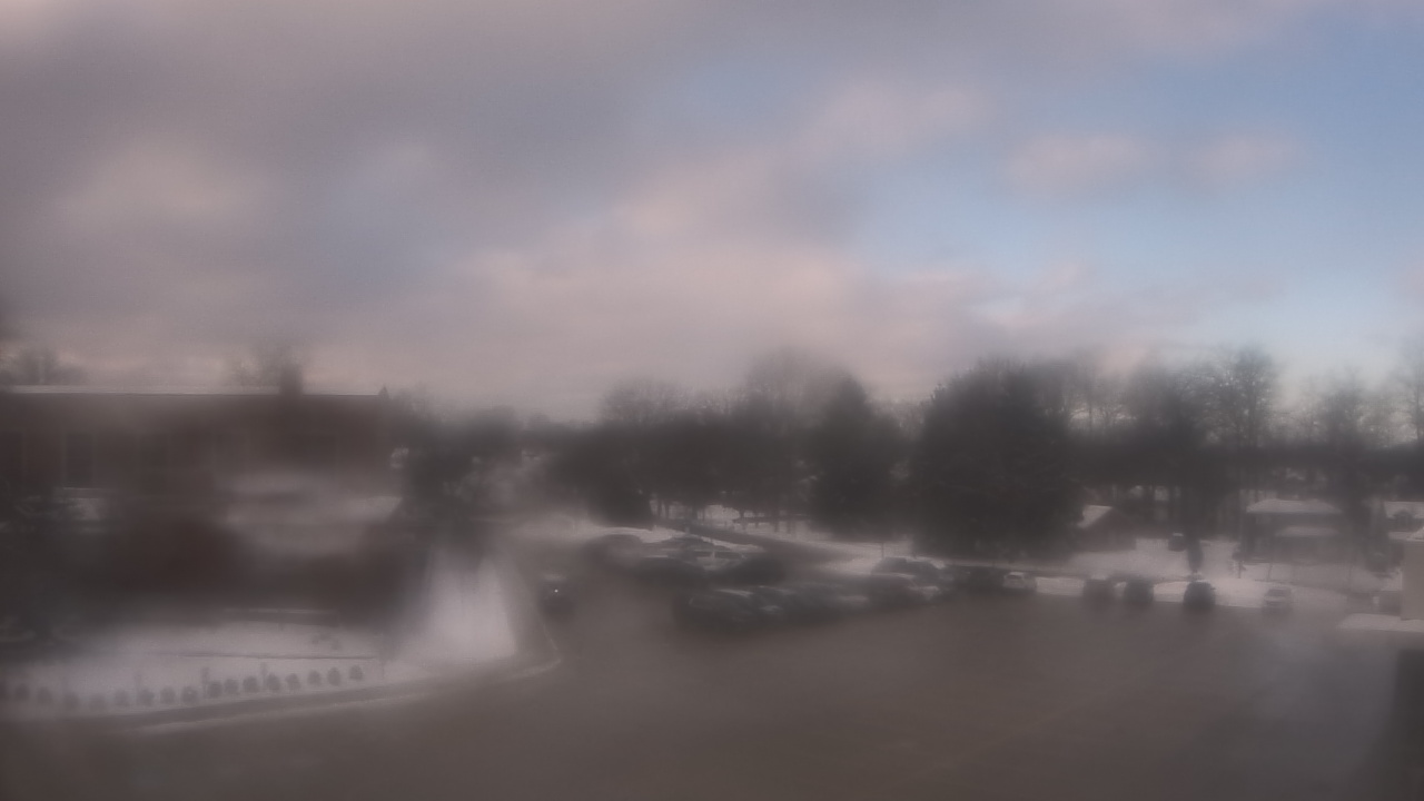 Thumbnail for current weather camera view from Gesu School in University Heights, Ohio