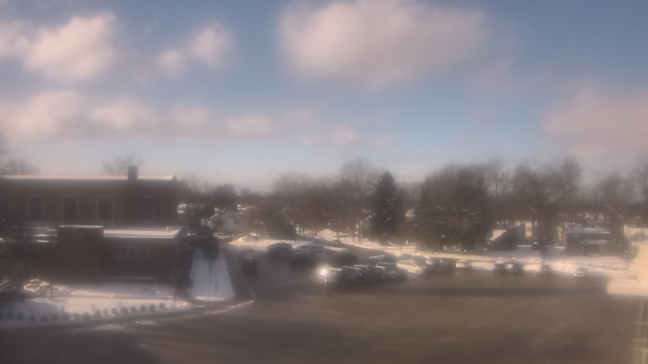 Thumbnail for current weather camera view from Gesu School in University Heights, Ohio