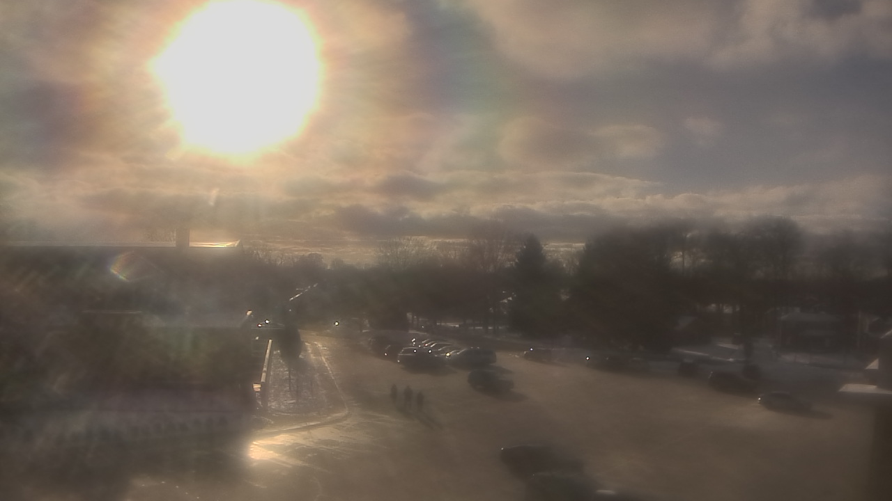 Thumbnail for current weather camera view from Gesu School in University Heights, Ohio