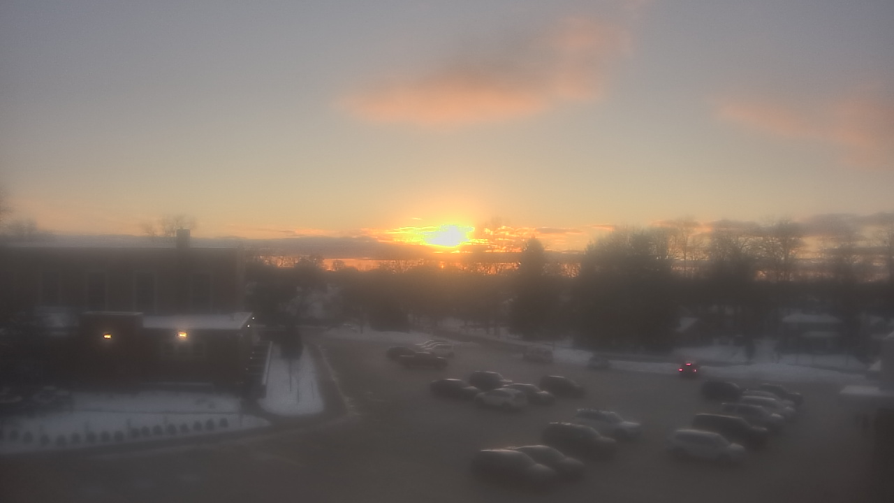 Thumbnail for current weather camera view from Gesu School in University Heights, Ohio