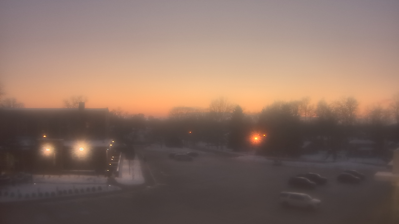 Thumbnail for current weather camera view from Gesu School in University Heights, Ohio