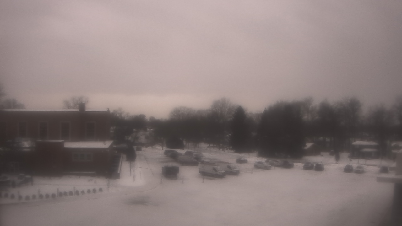 Thumbnail for current weather camera view from Gesu School in University Heights, Ohio