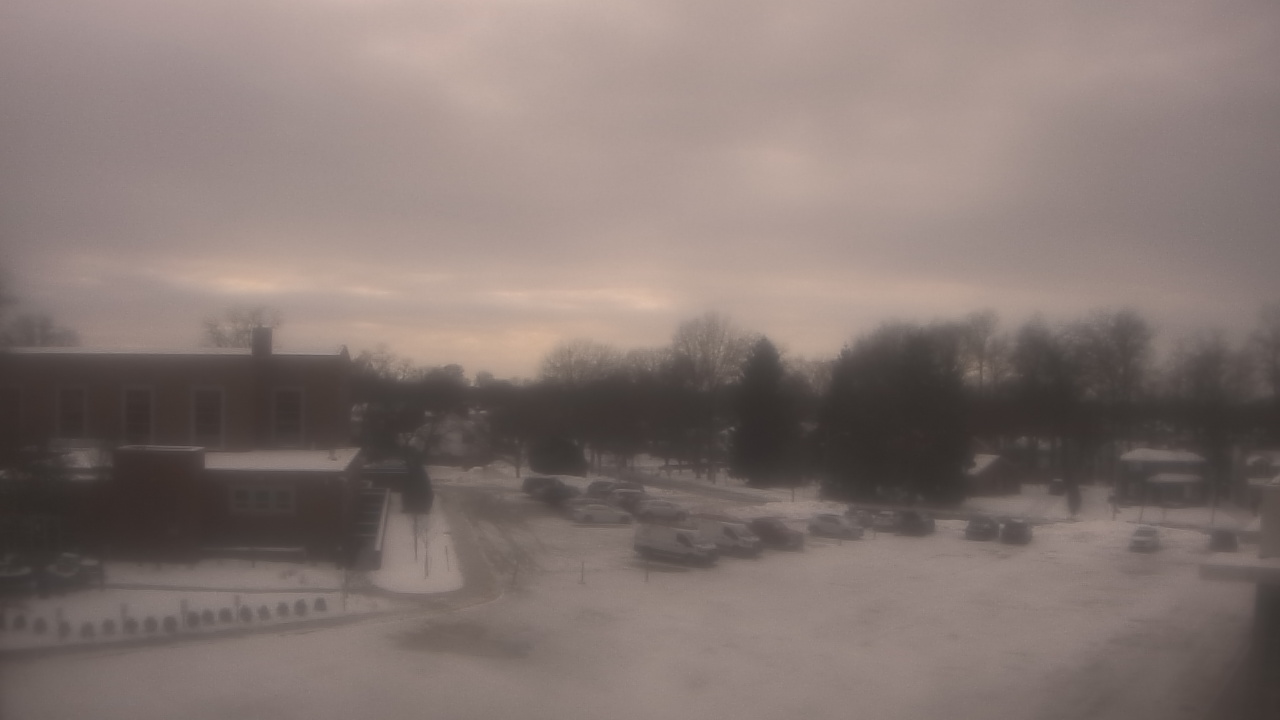 Thumbnail for current weather camera view from Gesu School in University Heights, Ohio