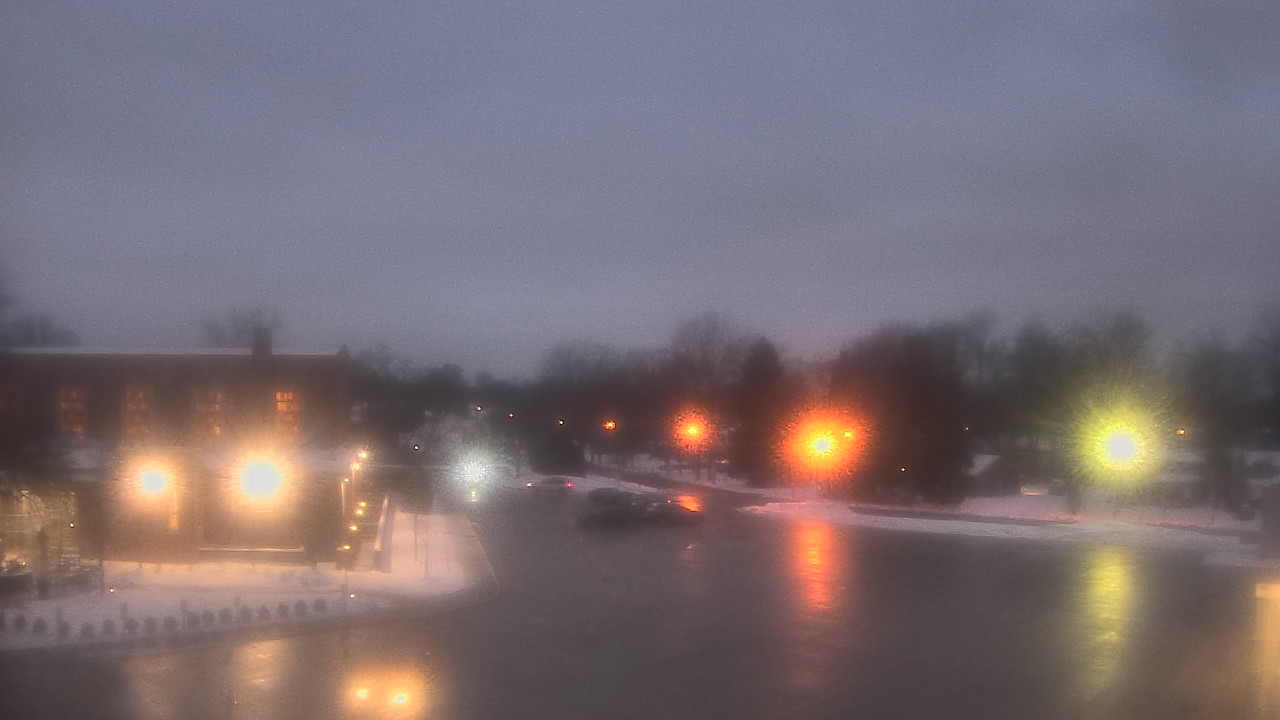 Thumbnail for current weather camera view from Gesu School in University Heights, Ohio