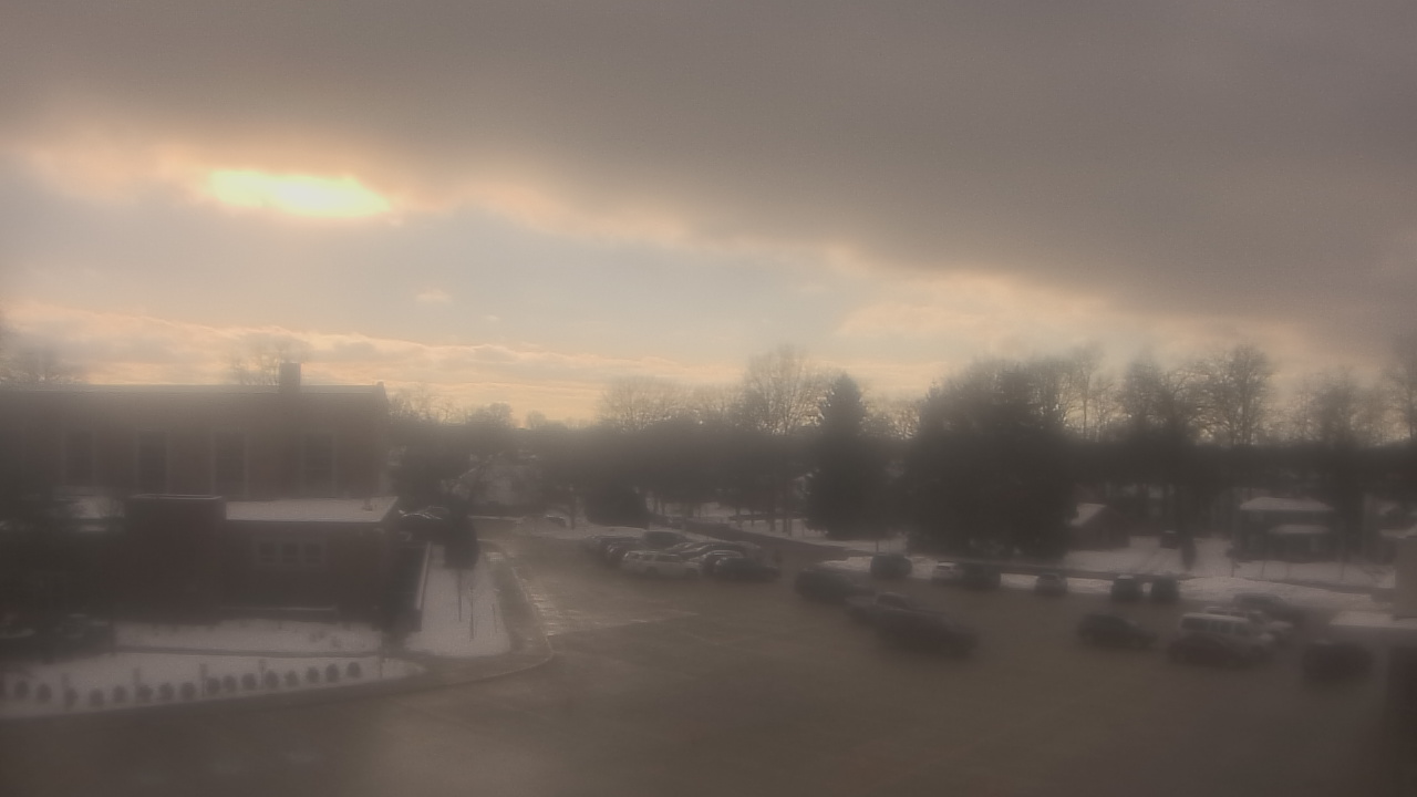 Thumbnail for current weather camera view from Gesu School in University Heights, Ohio