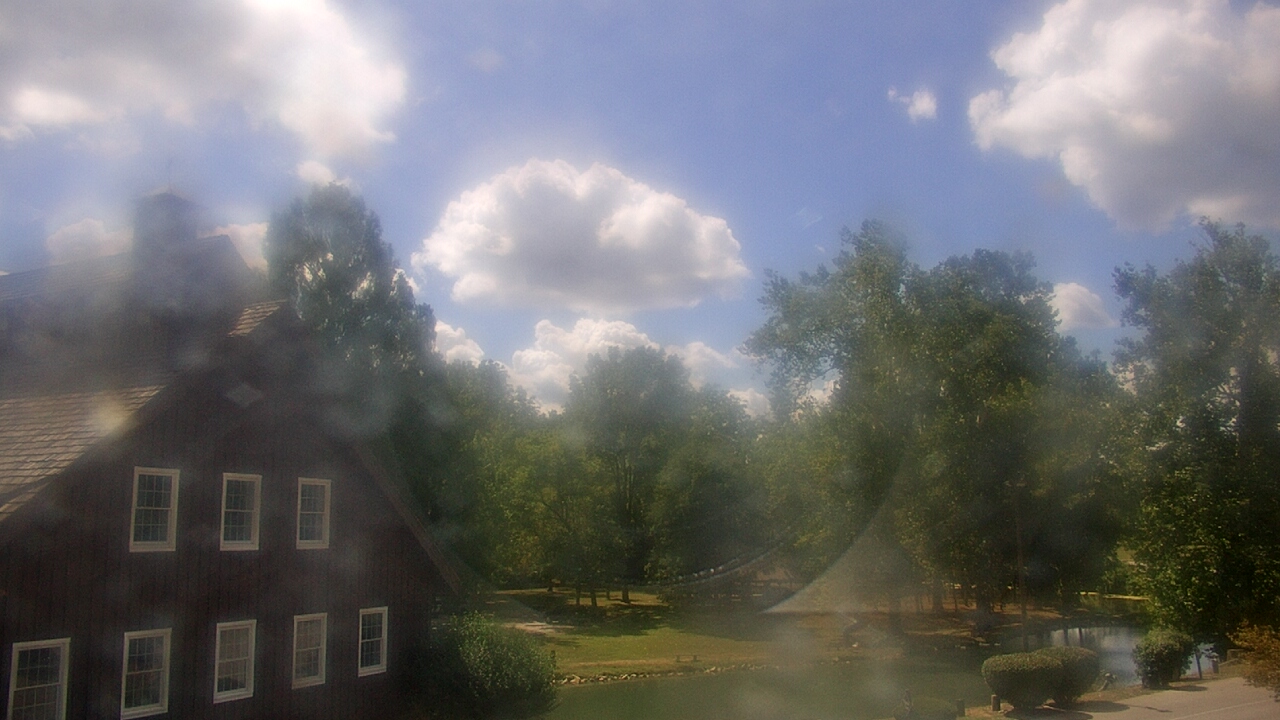 Thumbnail for current weather camera view from Velvet Ice Cream in Utica, Ohio